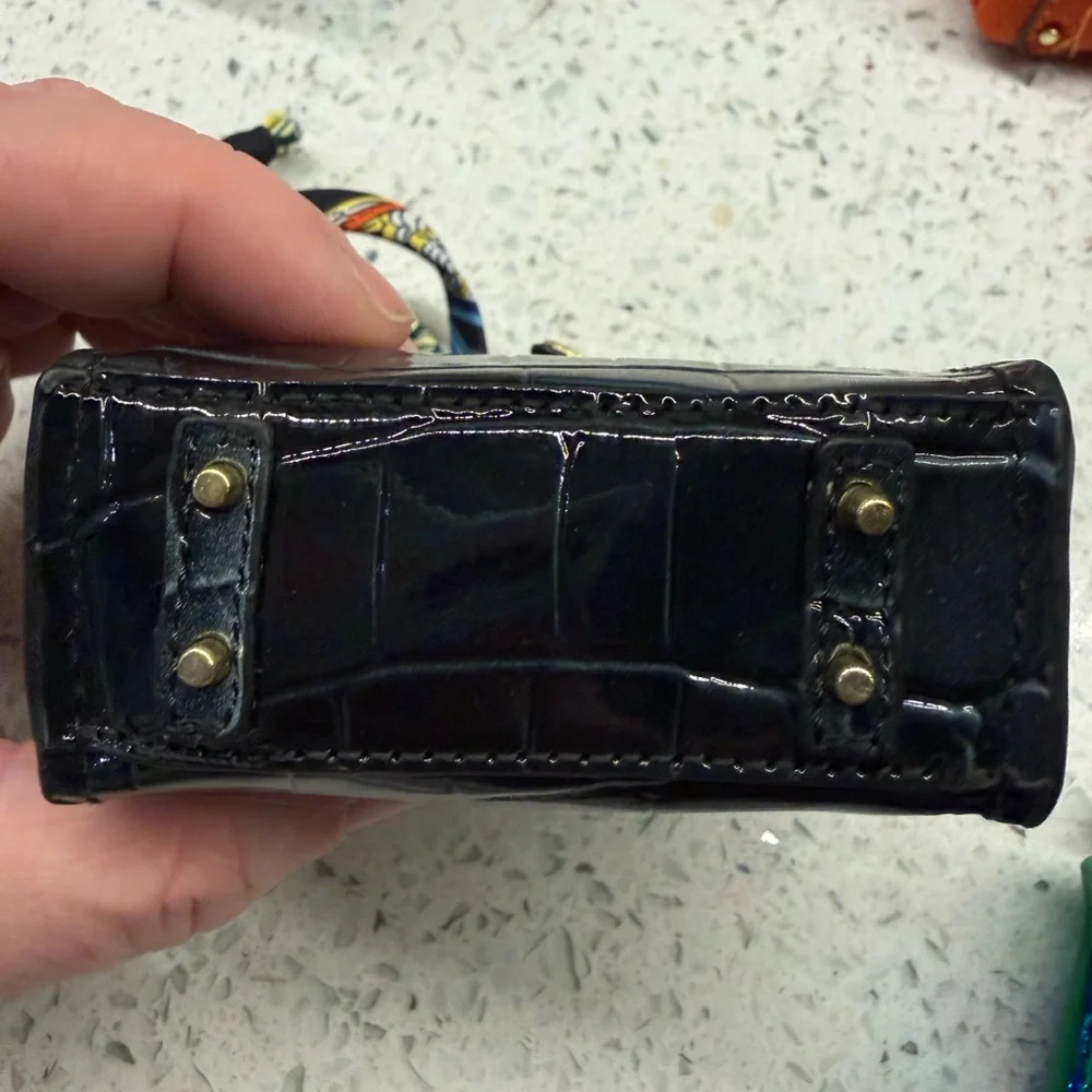 Bundle of 4, Designer Inspired Mini Tote Bags in Beautiful Metallic Colors - Picture 4 of 16